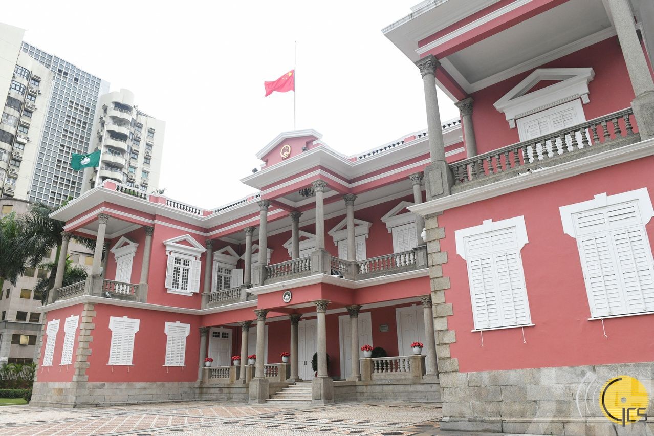 特區政府為國務院原總理朱鎔基下半旗誌哀