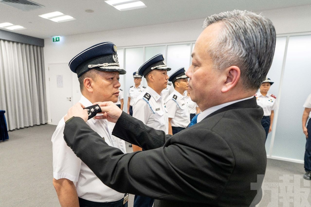 分別為余展強、林健軍及利開慶