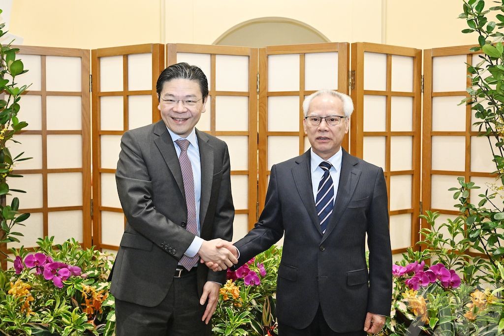 岑浩輝拜訪新加坡總理兼財政部長黃循財