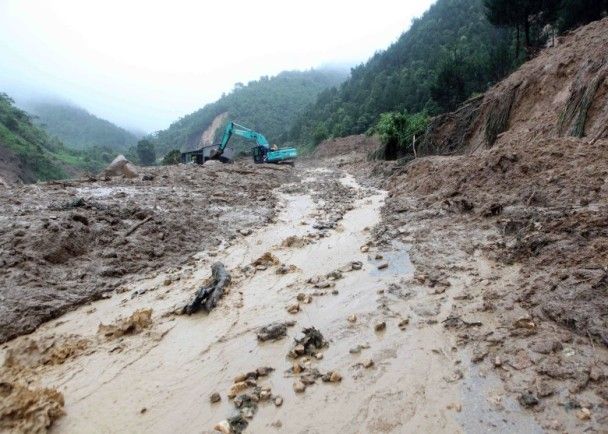 越南暴雨成災增至15死11失蹤