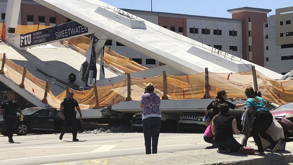 有片！​美佛州大學天橋倒塌增至10死