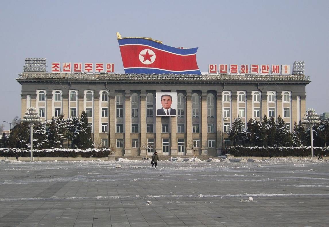 朝鮮定2月8日為人民軍建軍日
