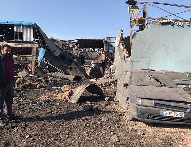 土耳其油漆廠爆炸倒塌21死傷