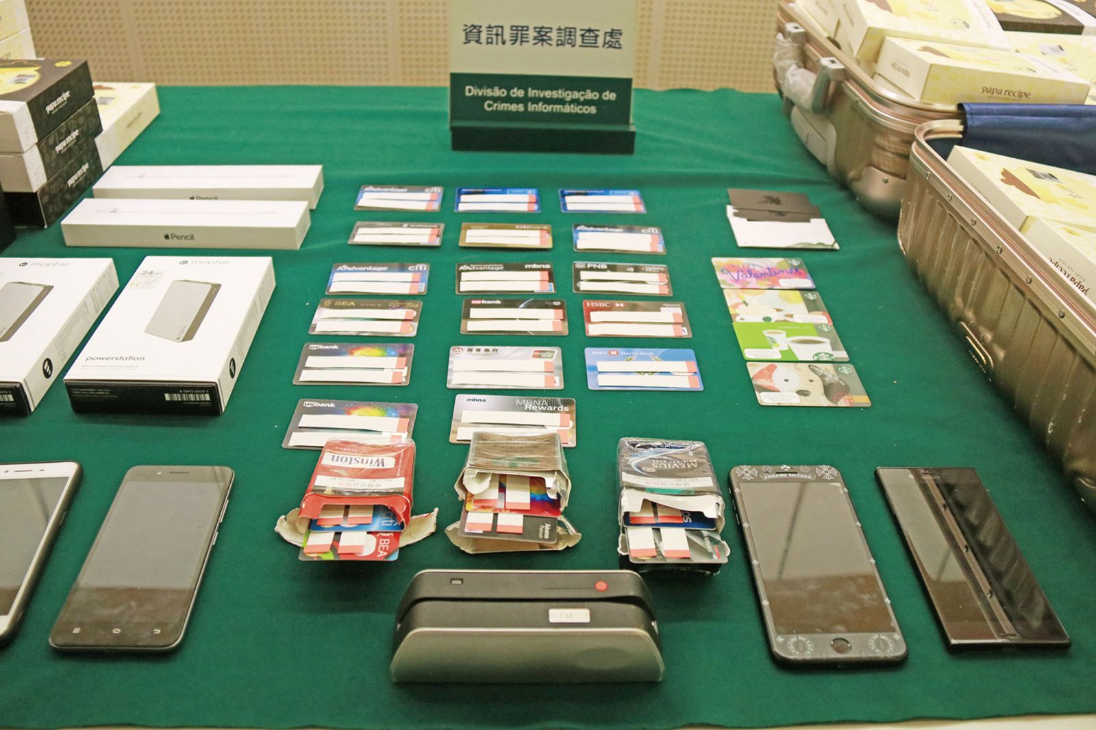 三大馬人受僱來澳 秒製假卡消費被捕