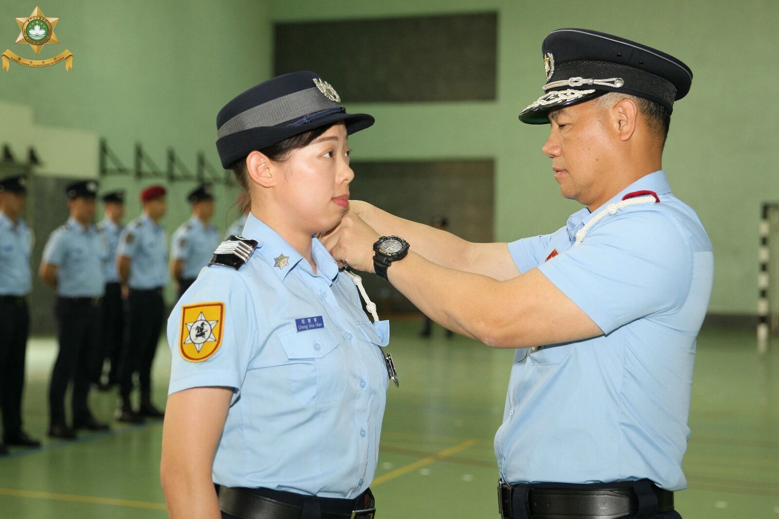 治安警晉升54名首席警員