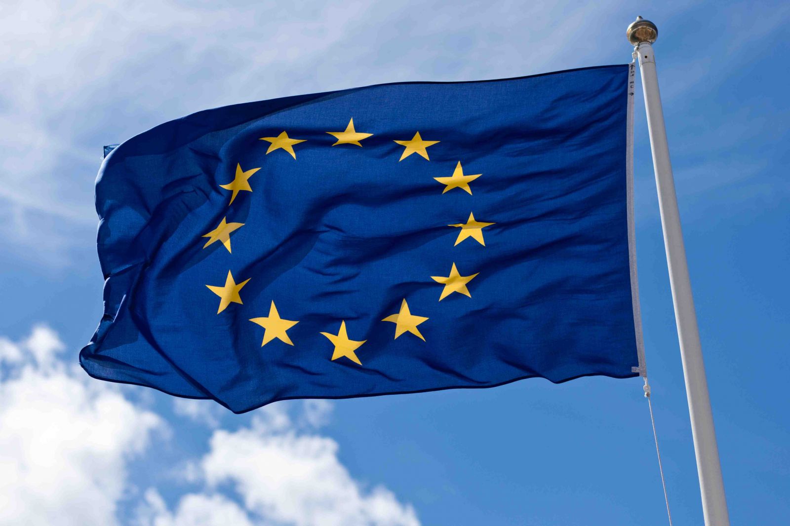 歐盟今起向28億歐元美國貨徵稅