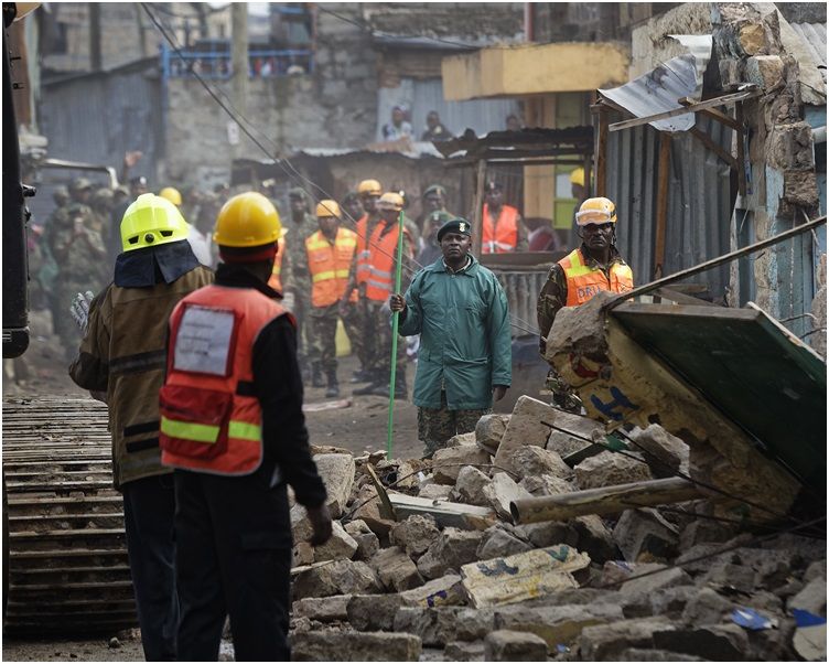 肯尼亞五層高大樓倒塌 至少五死傷