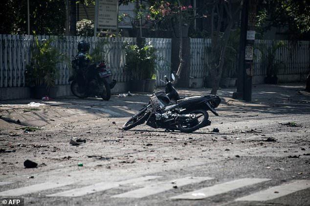 印尼三教堂連環遇襲增至41死傷