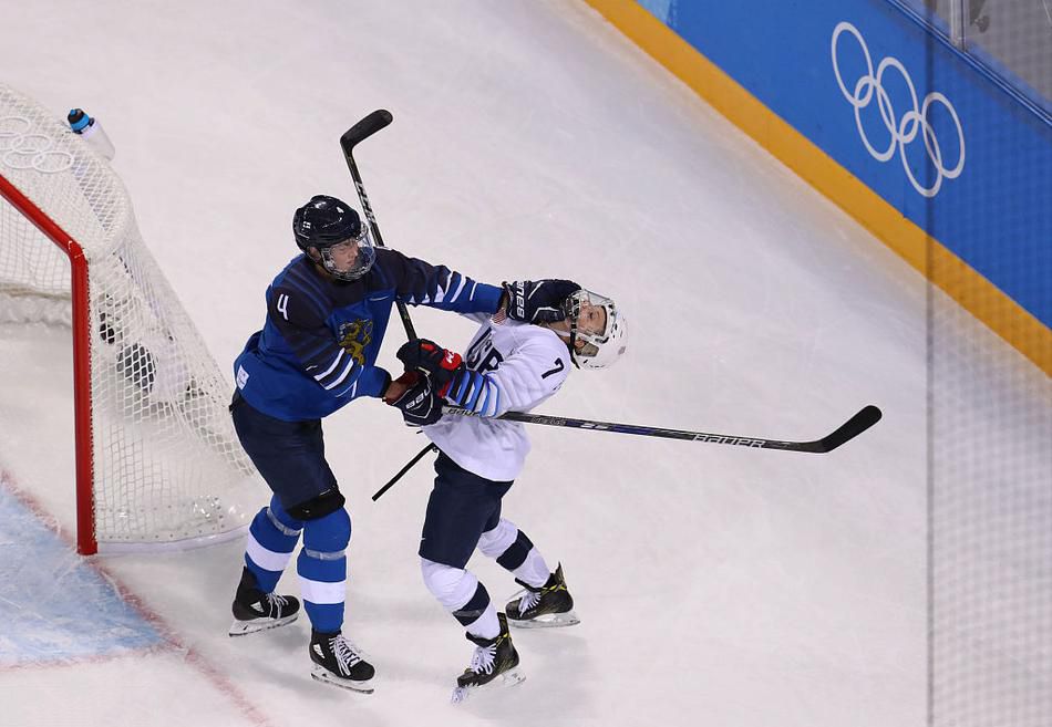 兩場冬奧女子冰曲爆發衝突