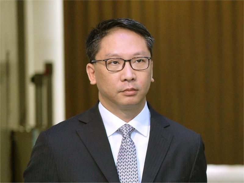 國務院任命鄭若驊接任香港律政司司長