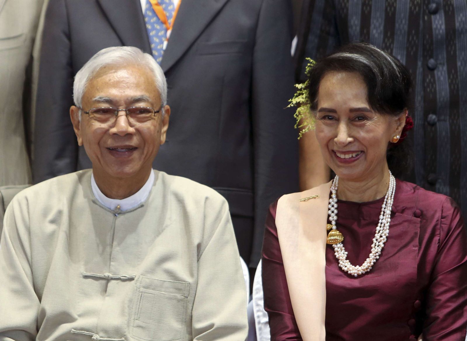 緬甸總統廷覺宣布辭職