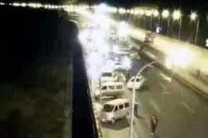 雲南昆楚高速53車相撞四人死亡