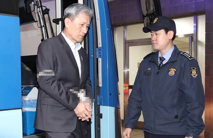韓前國防長涉干預政治被起訴