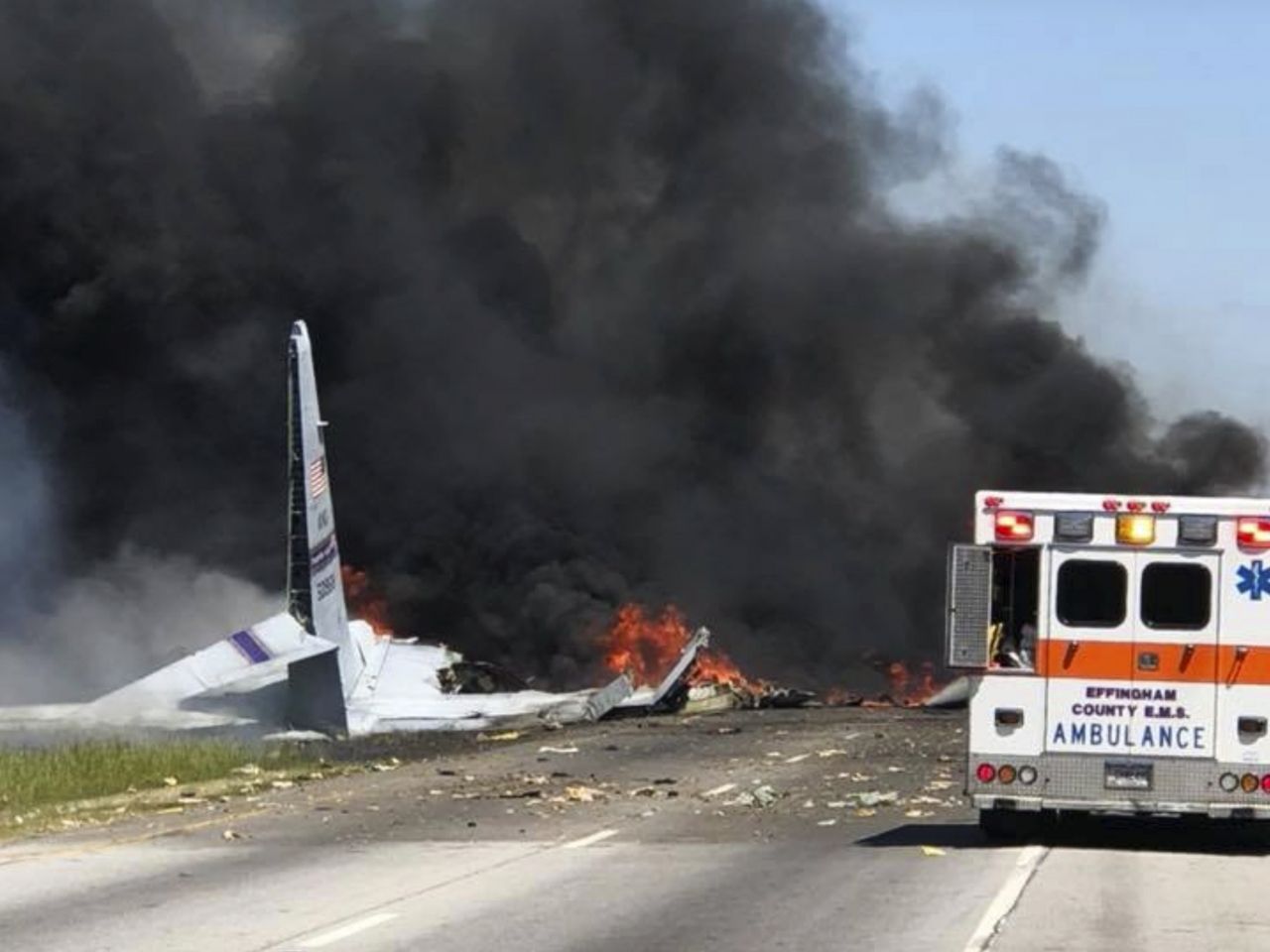​美軍60年機齡運輸機失事9人死亡