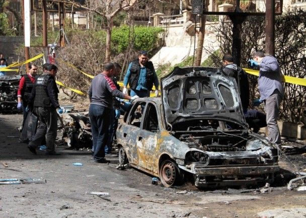 ​埃及炸彈襲擊兩警員死亡