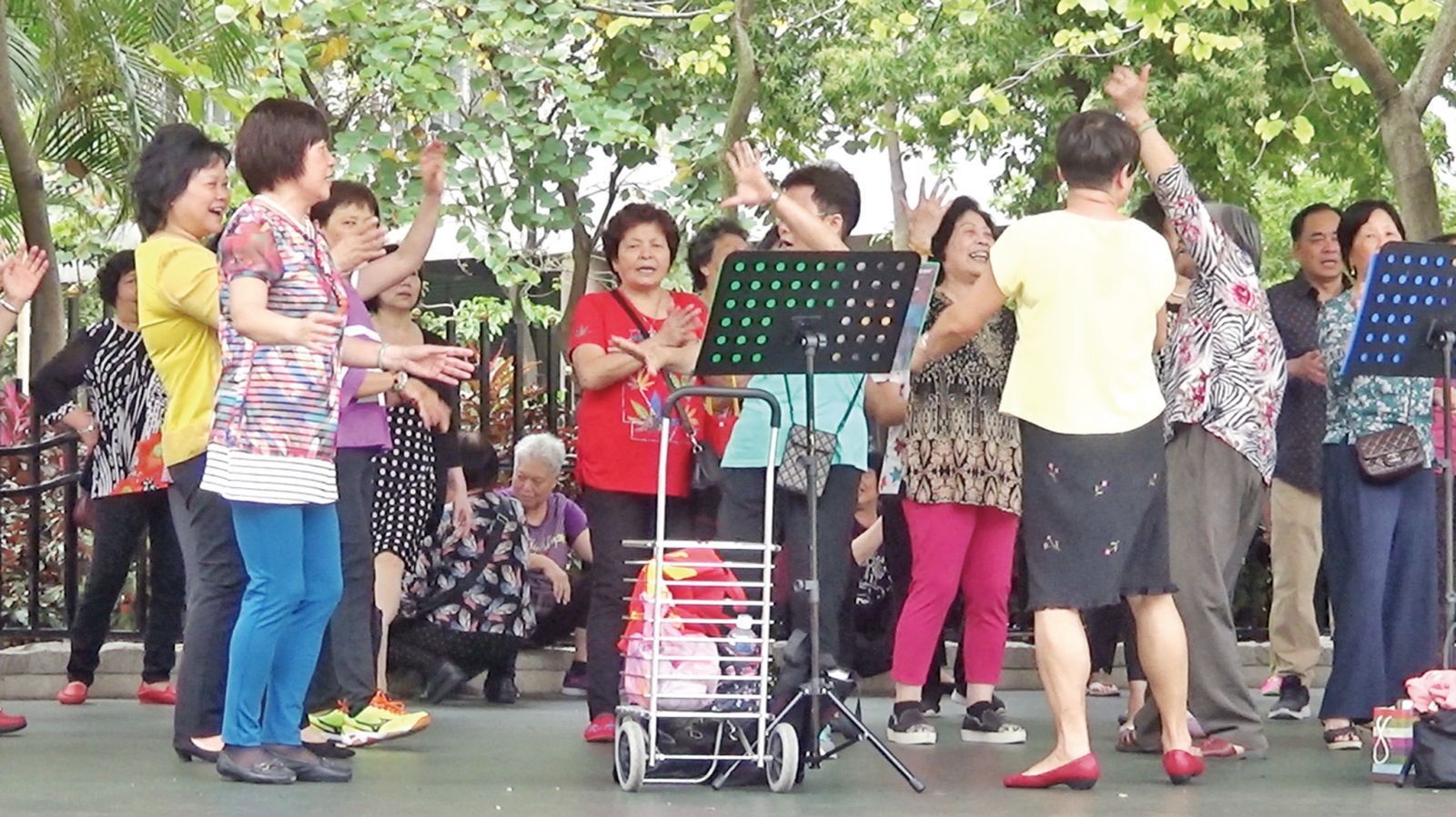 ​民署:祐漢街坊接受移師活動中心唱跳