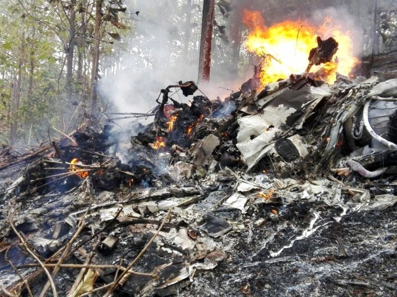 ​哥斯達黎加小型機墜毀12死