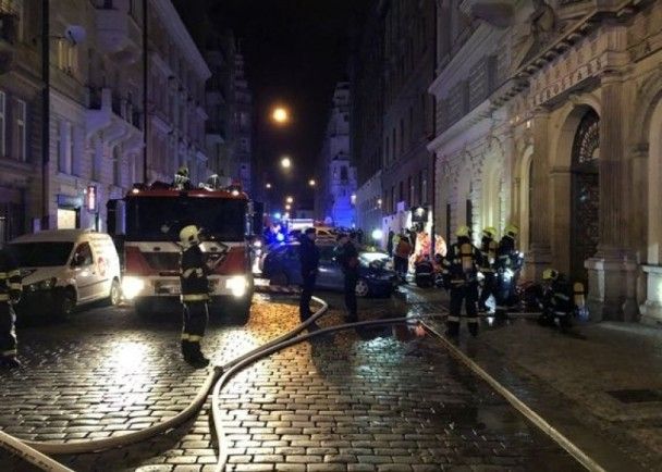 ​捷克酒店起火至少兩死