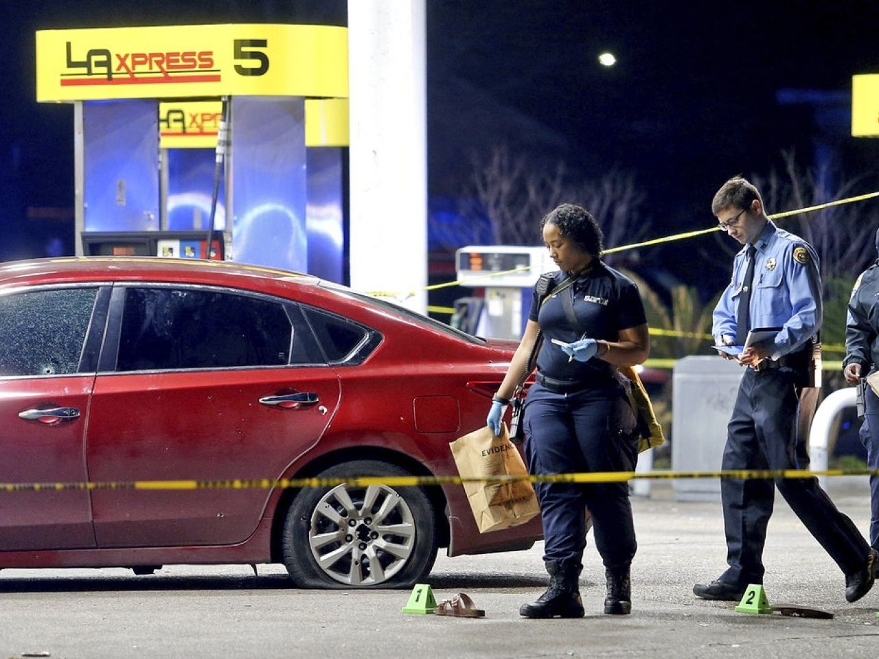 ​美新奧爾良油站槍擊案至少兩死