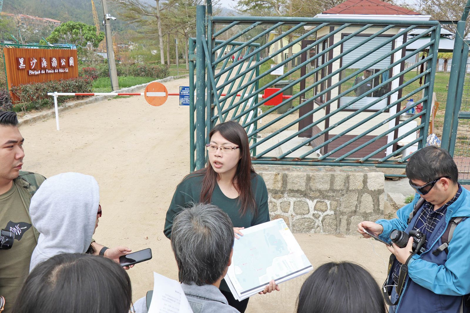 路環黑沙村 神秘「大腕」挑戰威權！