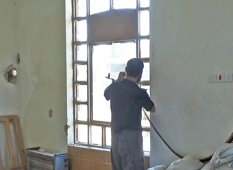 進佔費盧杰八成區域