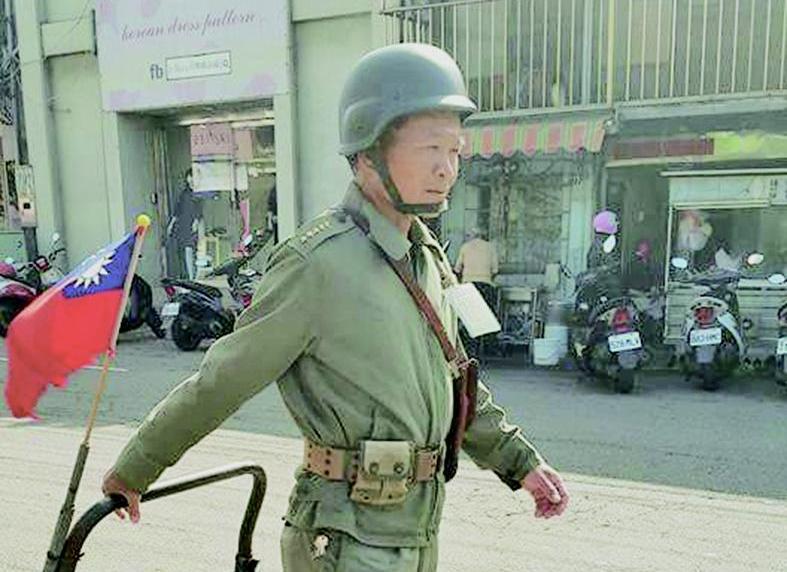 初生男嬰綁鐵箱