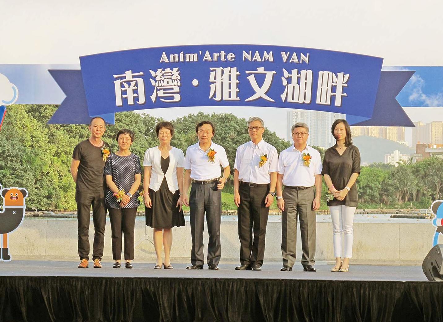 「南灣．雅文湖畔」未見起色