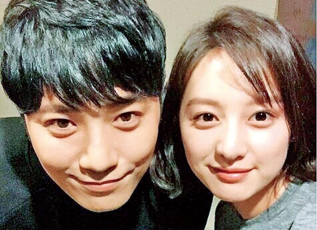 望同晉久再演情侶