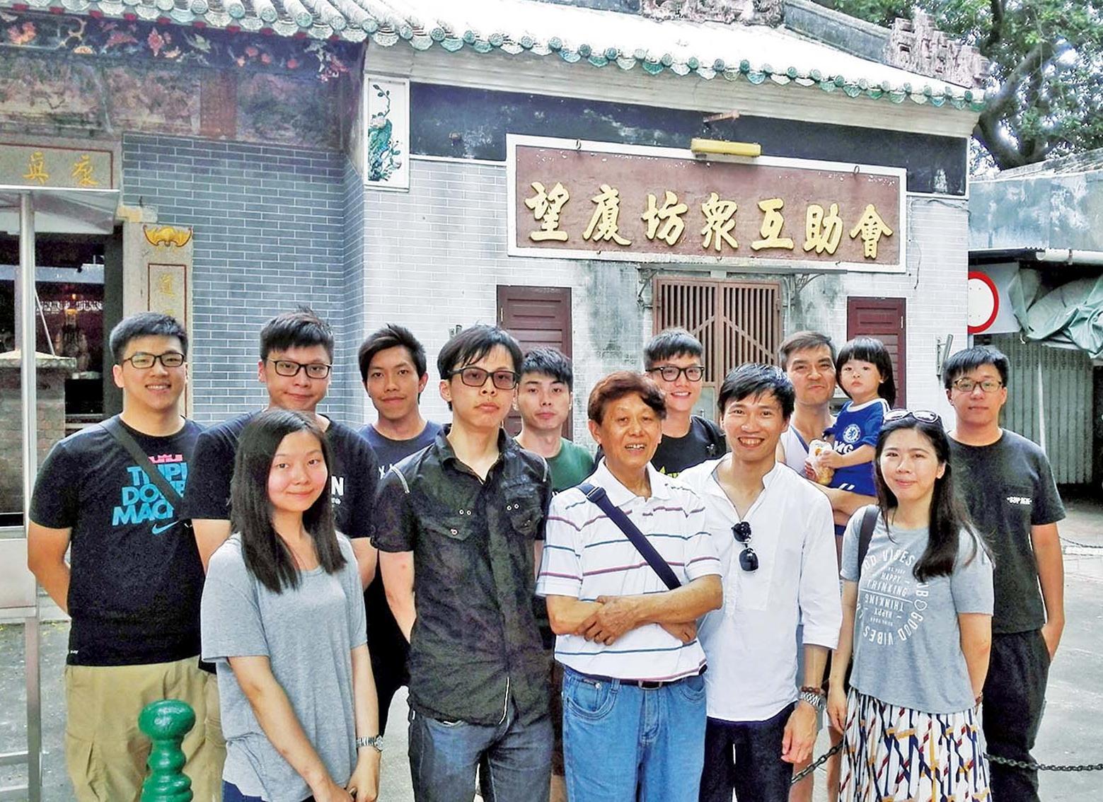 參專題展研討會