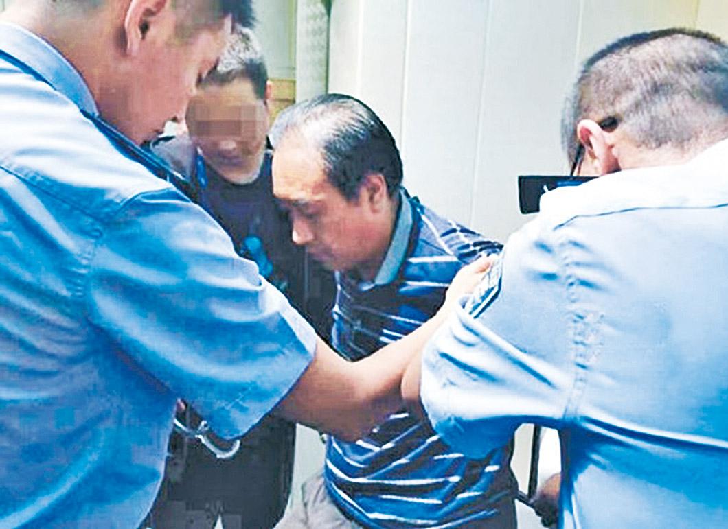 首案因盜竊失風殺人