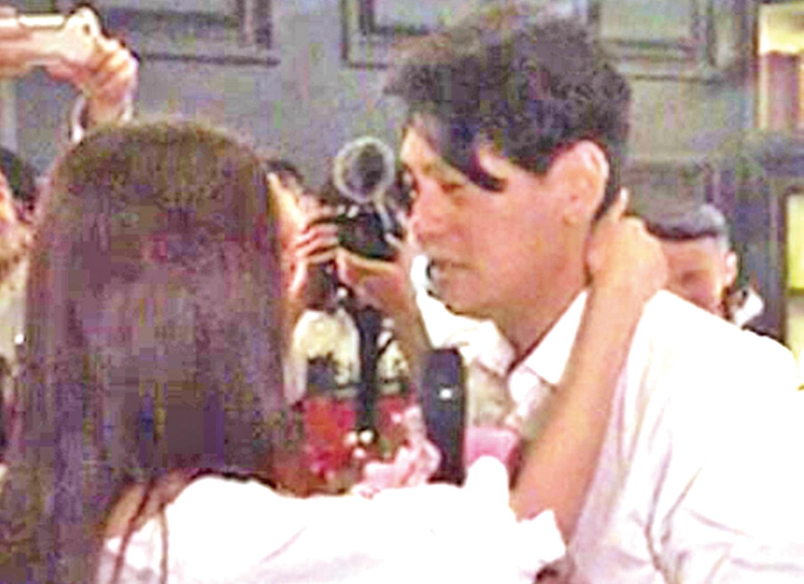 跪地求婚激動爆喊