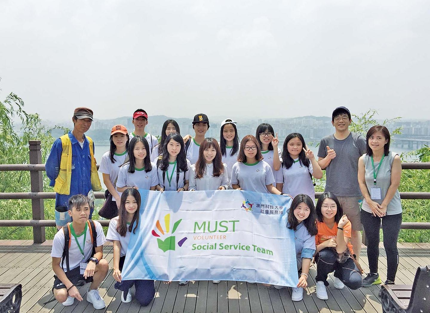 赴韓考察環保義工項目