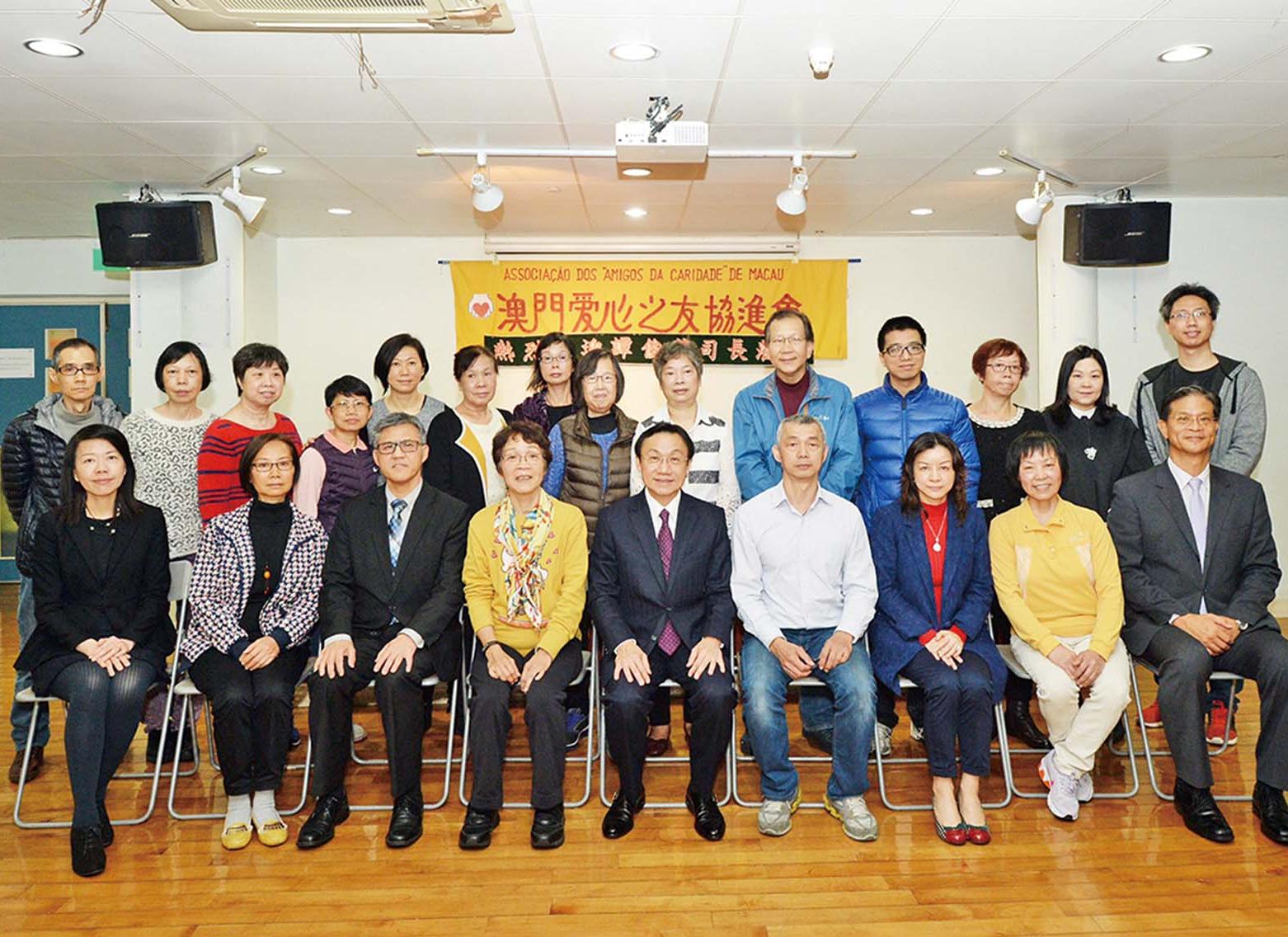 了解民間團體幫扶癌症患者