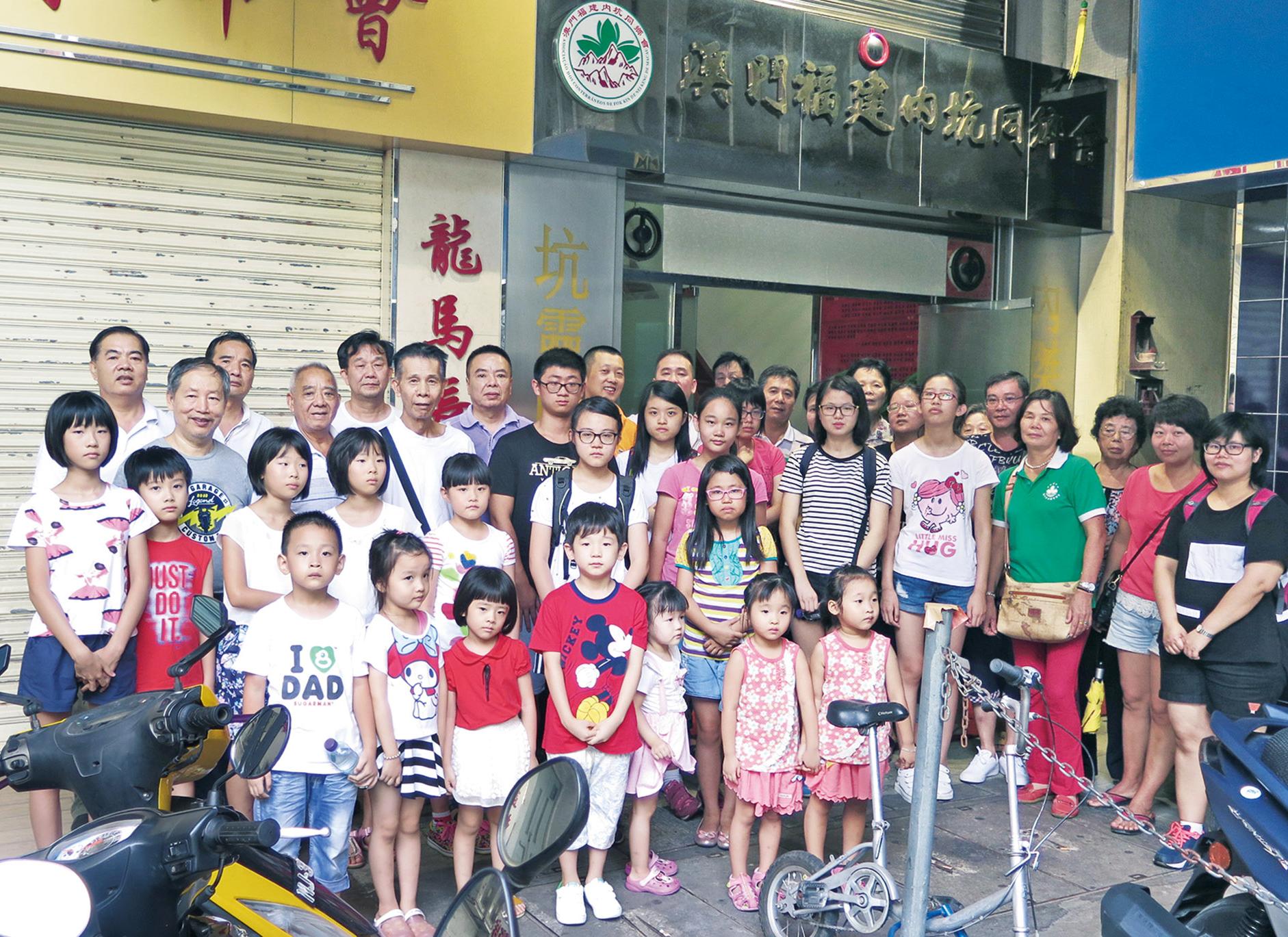 勉優秀生不斷上進