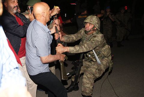 土耳其政府：政變已結束
