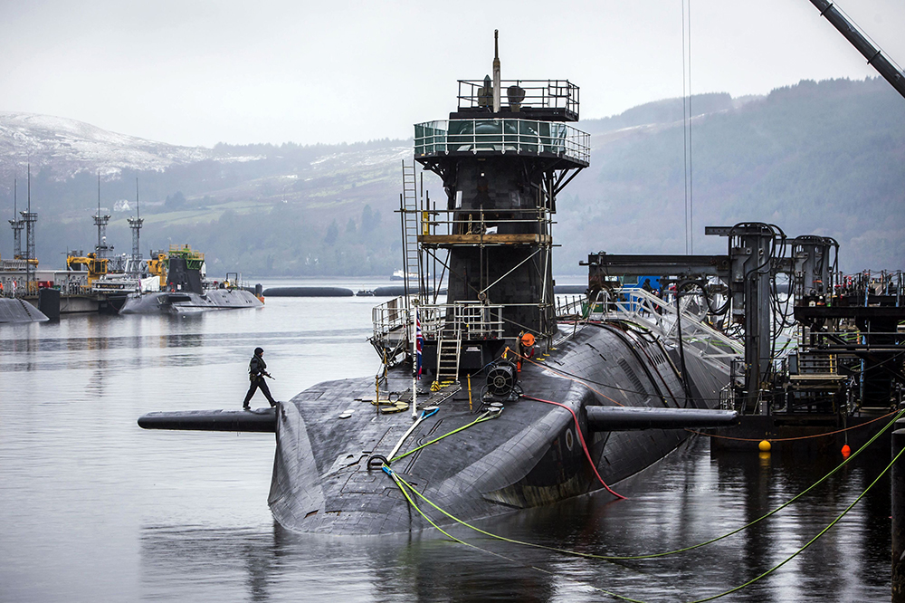 ​英國會通過建造四艘新核潛艇