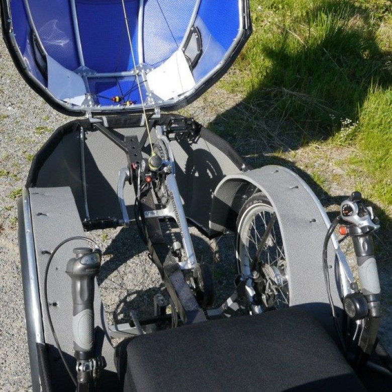 瑞典發明迷你電動四輪車