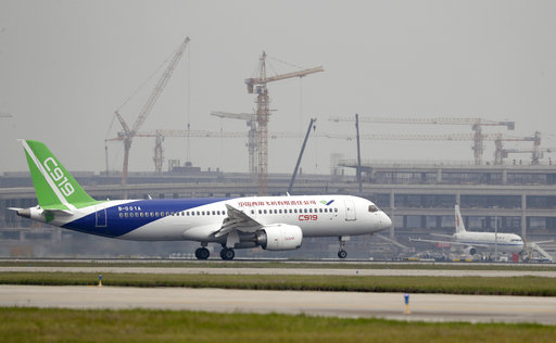 國產客機C919首飛成功