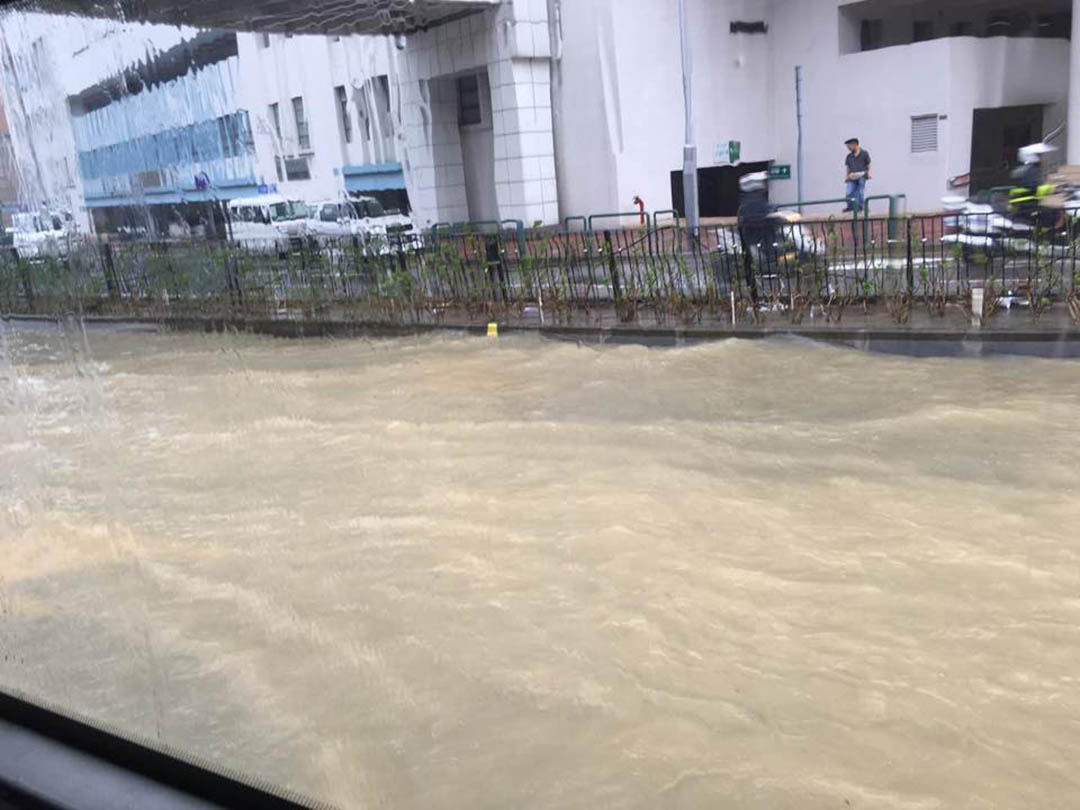 昨晨暴雨多處水浸