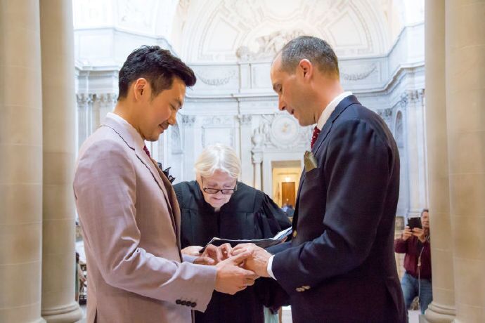 美駐滬總領事與同性伴侶成婚