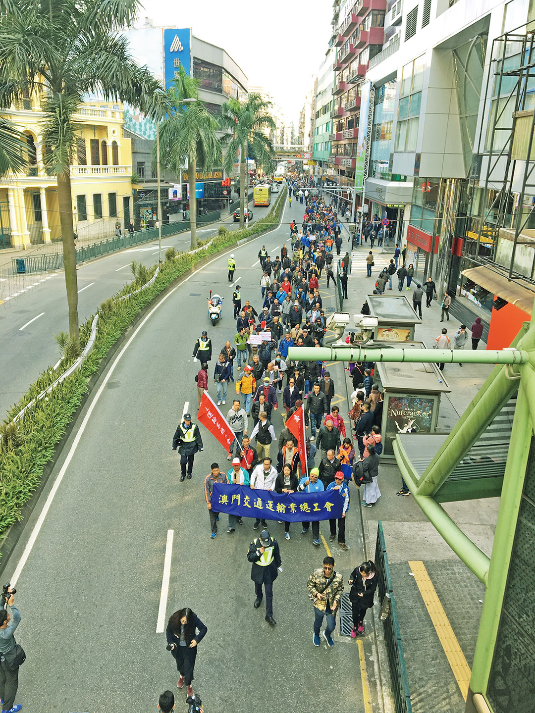 600人遊行反輸入職業司機外勞