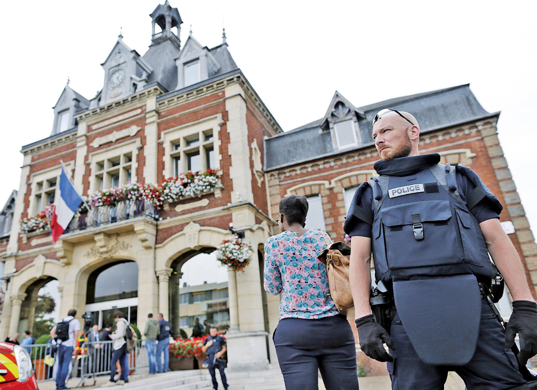 86歲神父被斬首