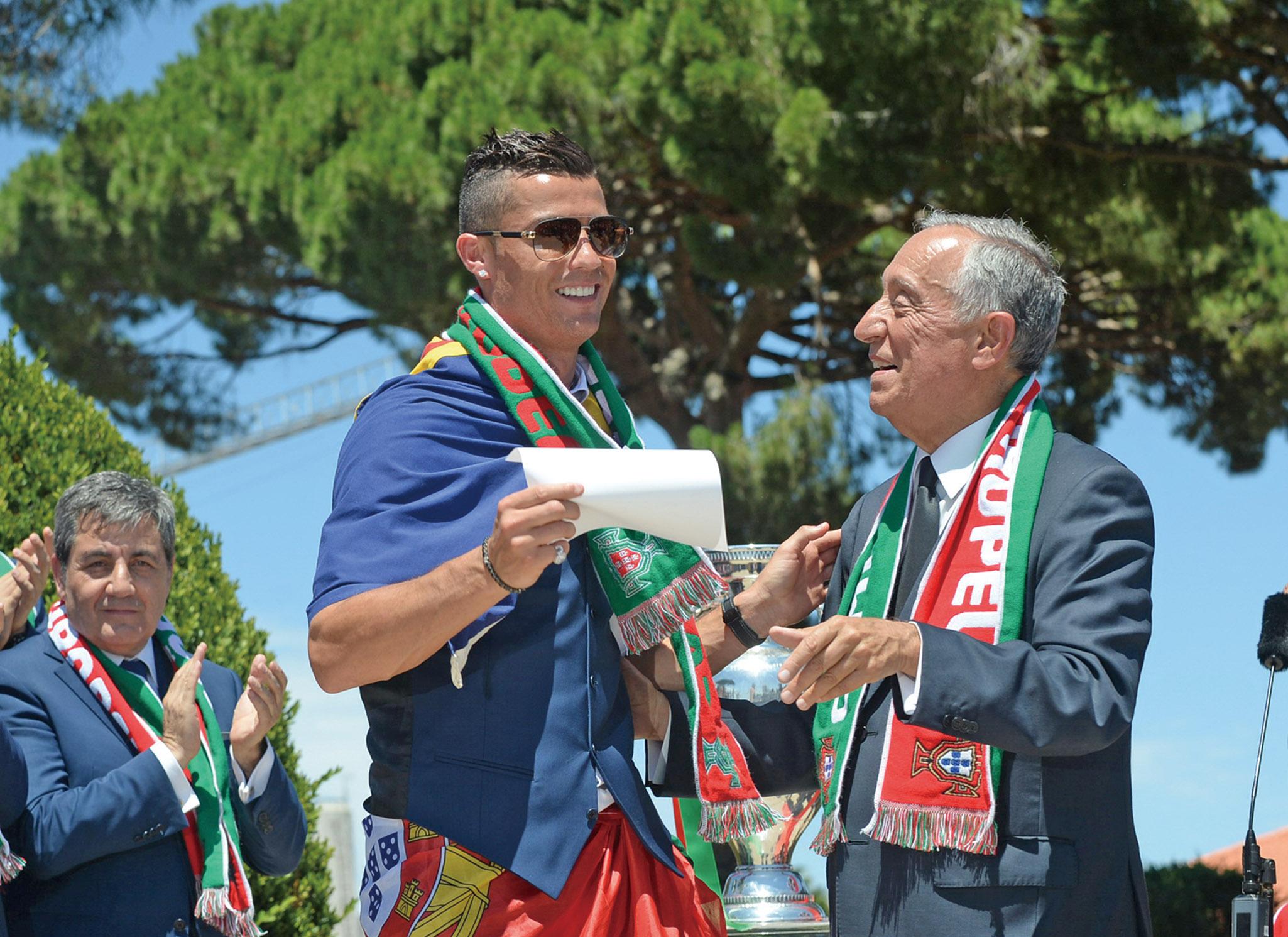 要休養長達四至五個月？