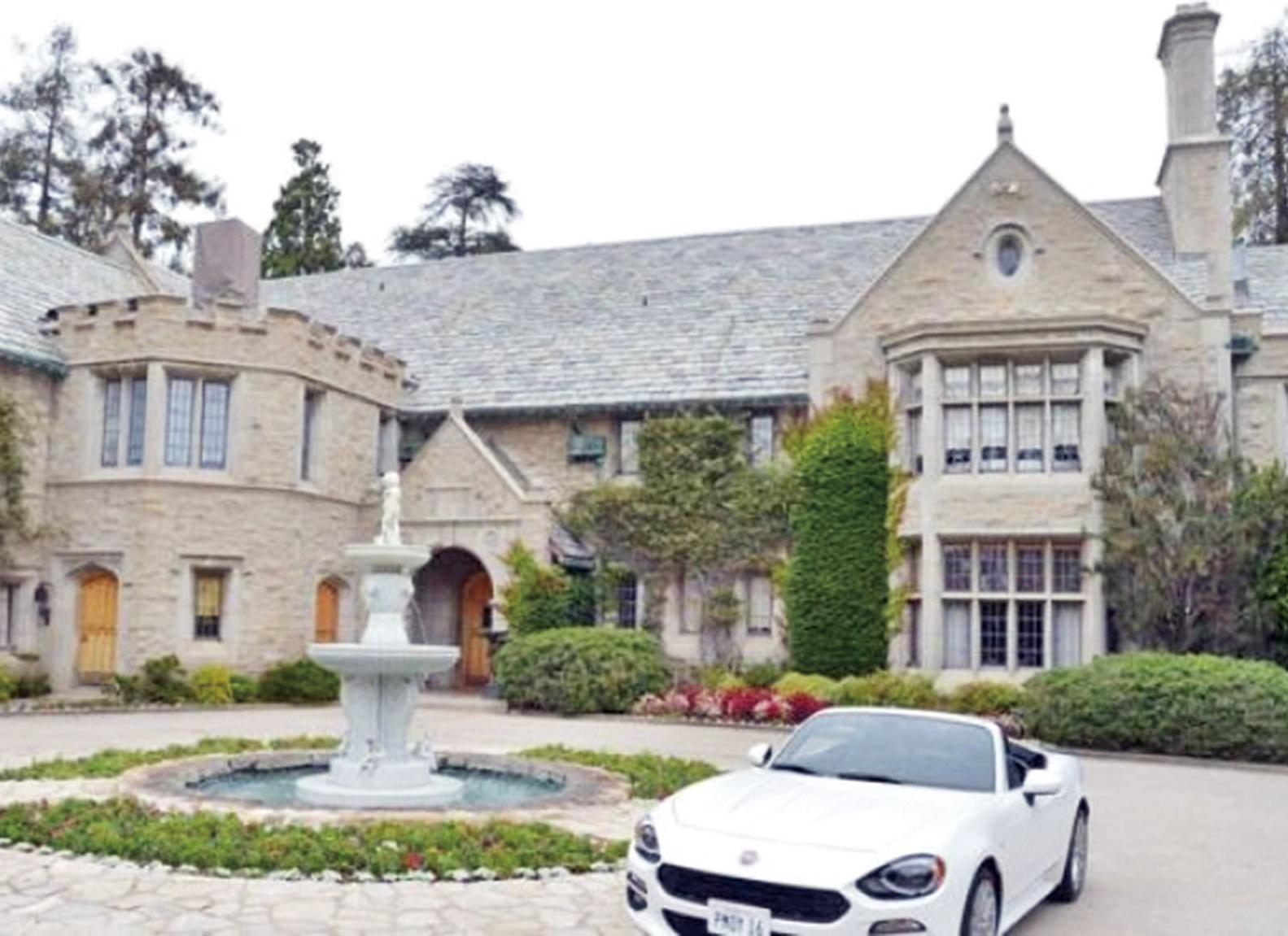 買家是富二代鄰居