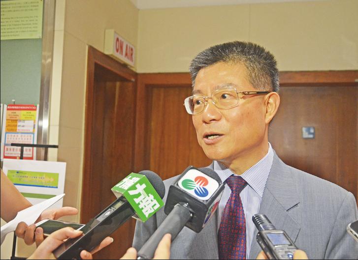 李向玉：應從小推廣葡語