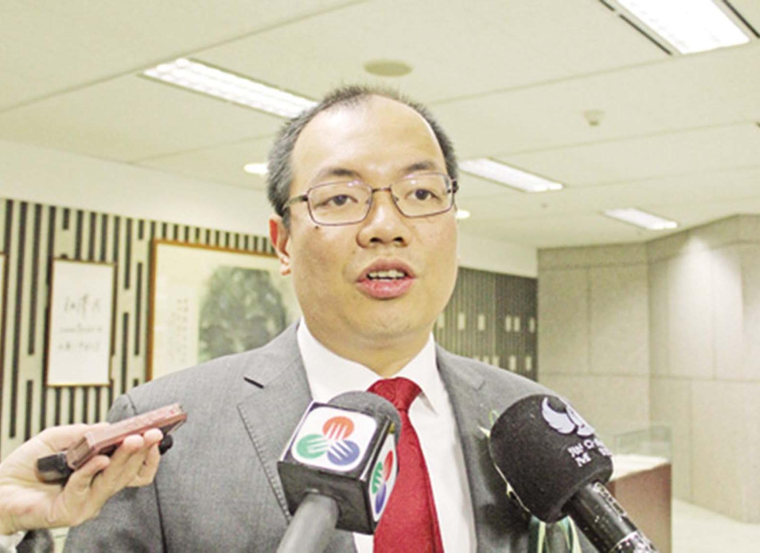 學者料政府可達七成五目標