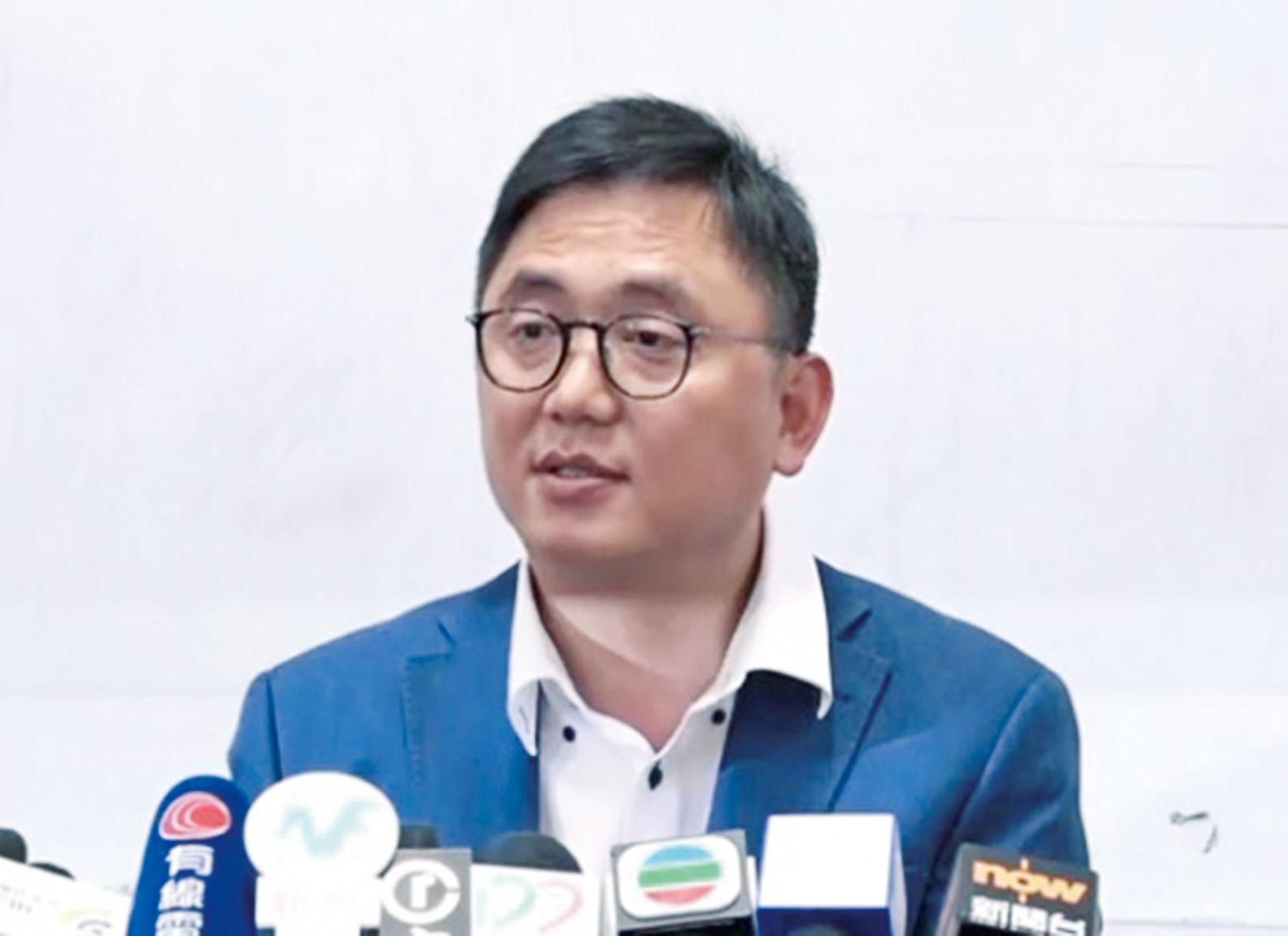 威脅者詳述家人資料