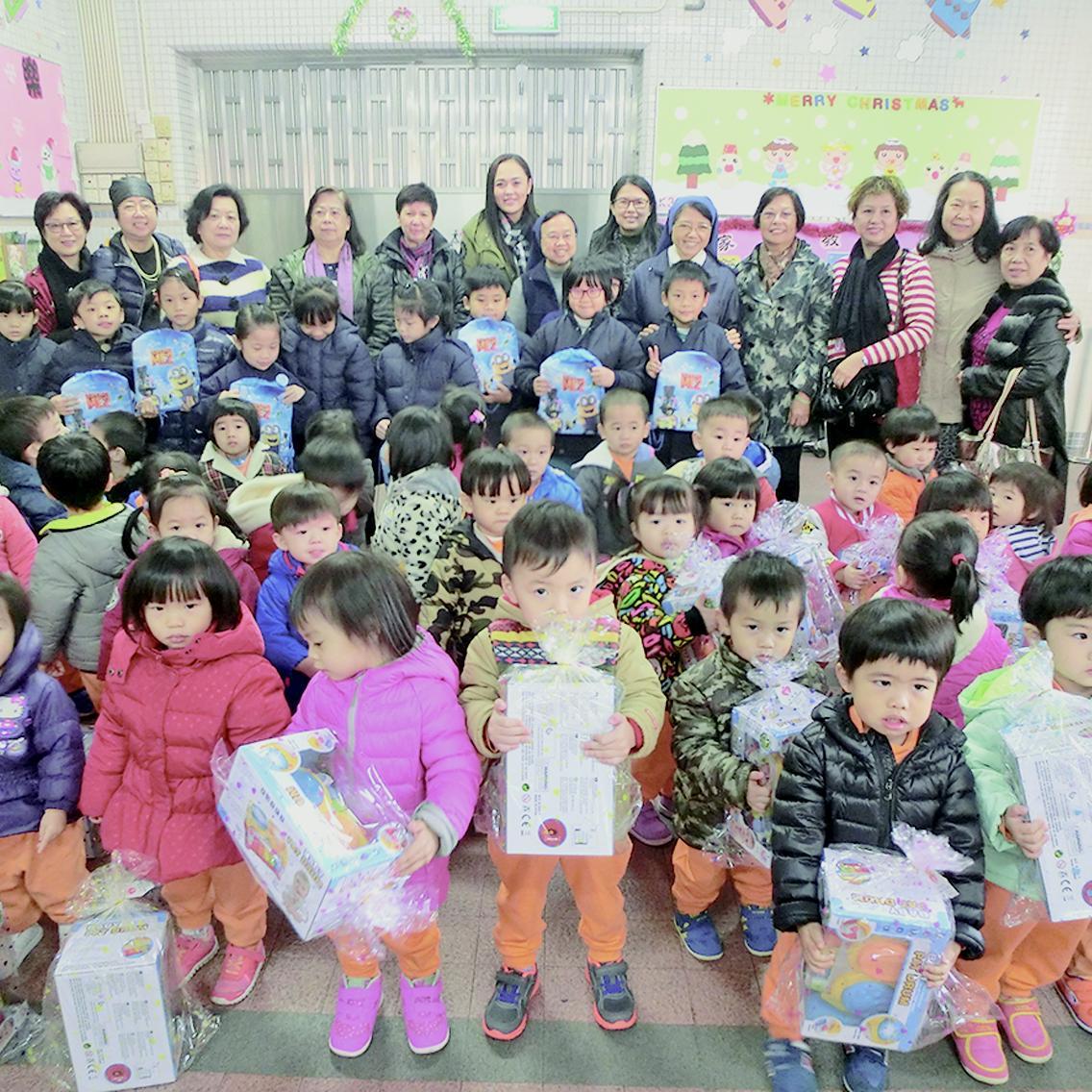 母親會節日送暖