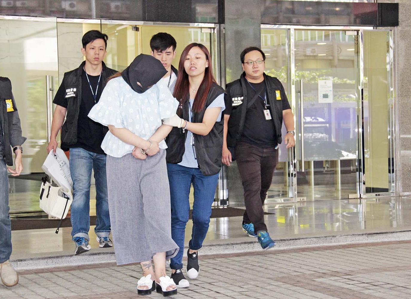 利用私家車兜售毒品