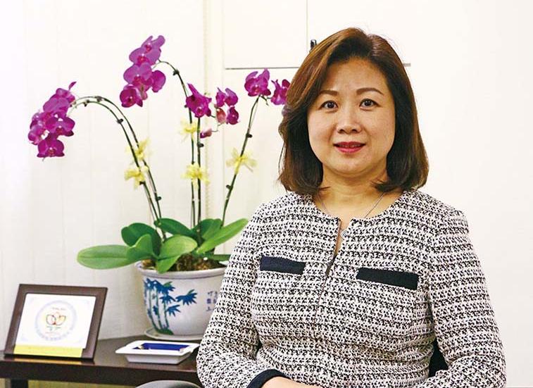 現代女性身兼多職成典範